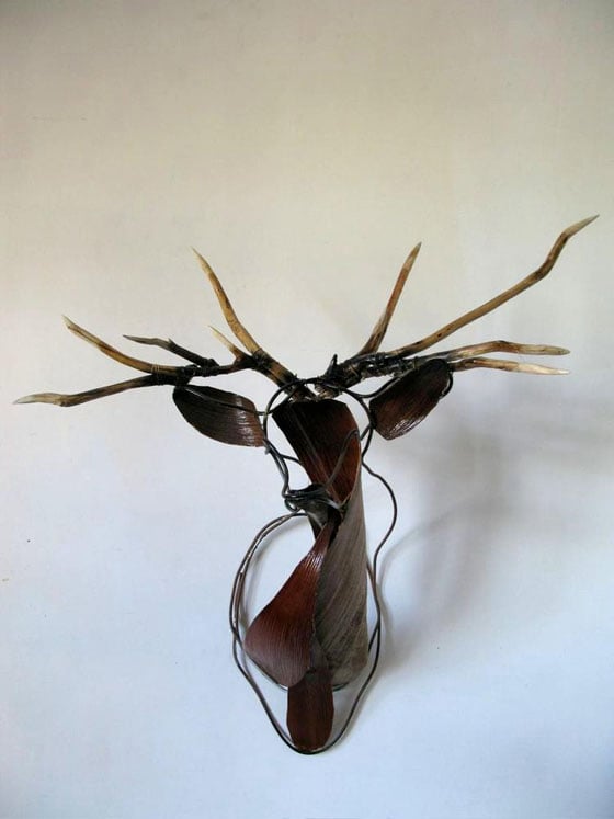 Anna-Wili Highfield - Paper Sculpture - Animali di carta e filo di rame