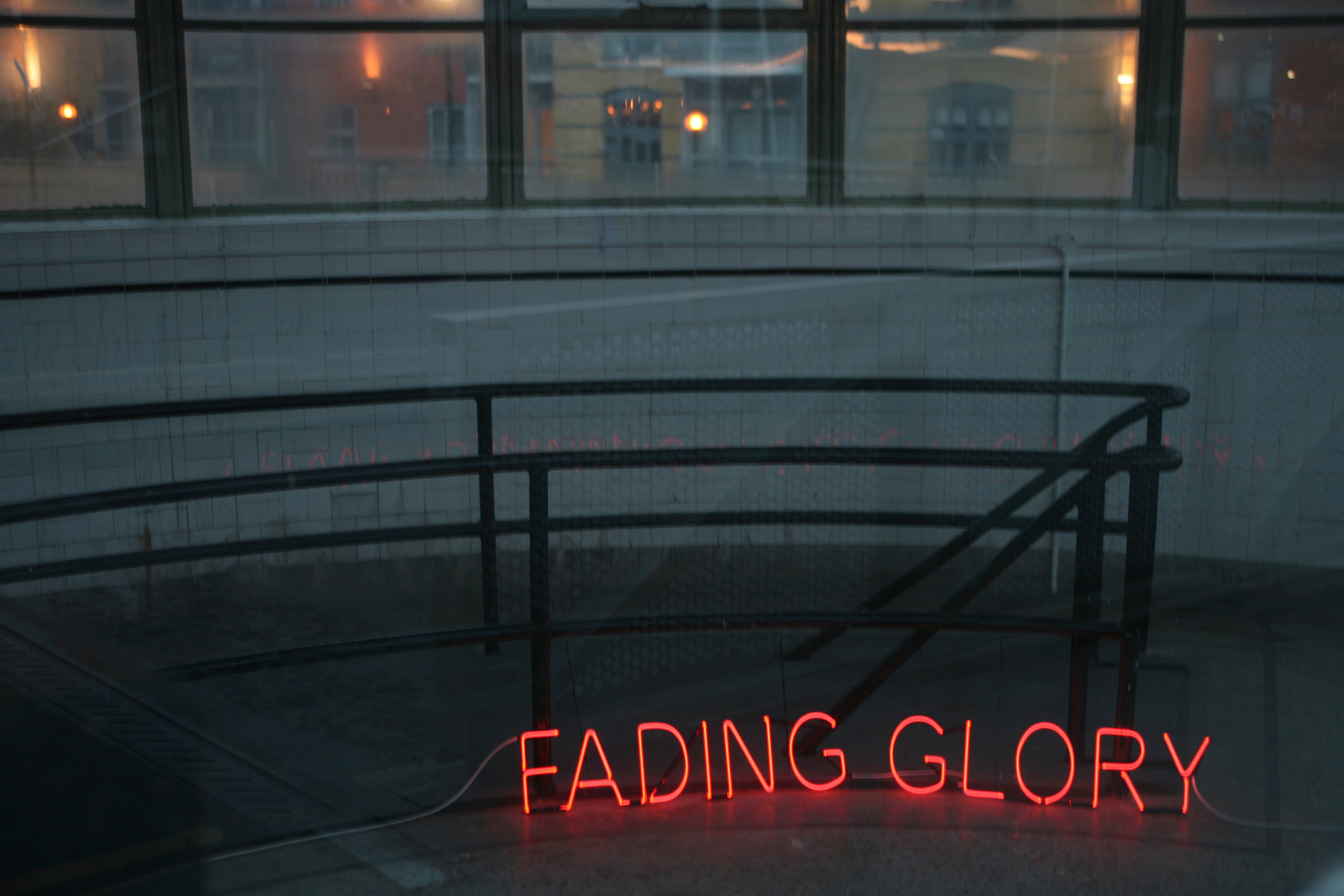 Tim Etchells - Text sculpture e neon signs