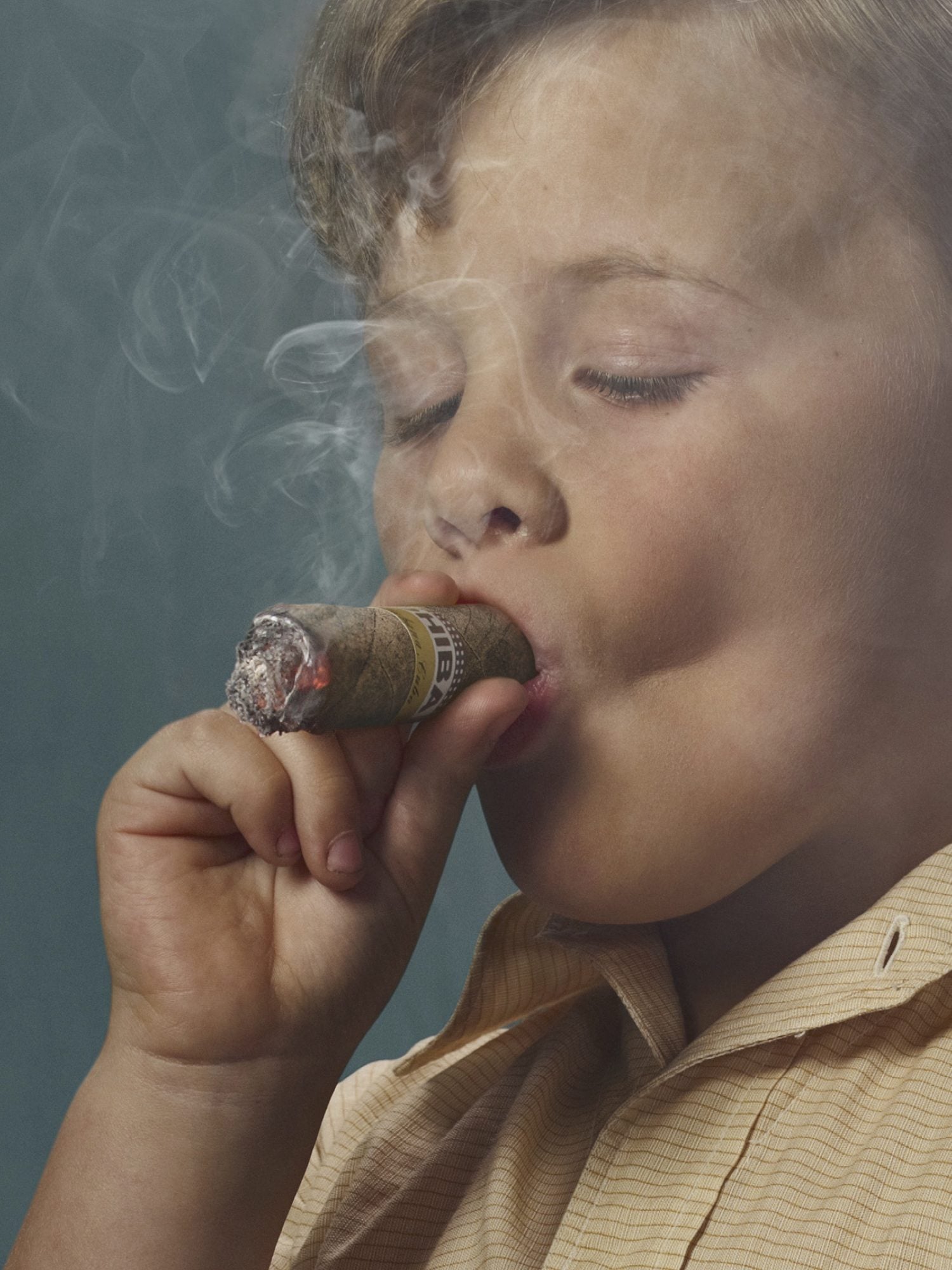 Smoking Kids, la serie di Frieke Janssens | Collater.al