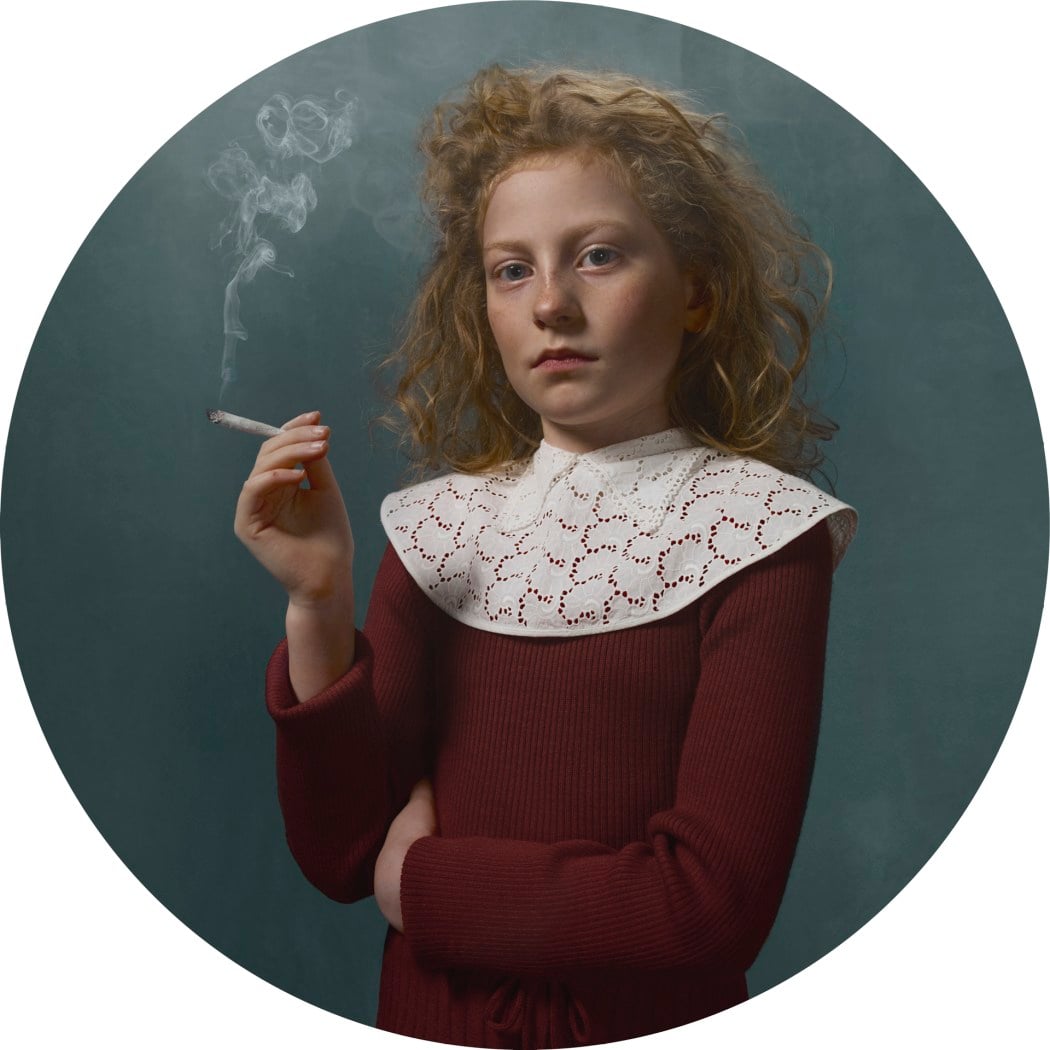 Smoking Kids, la serie di Frieke Janssens | Collater.al