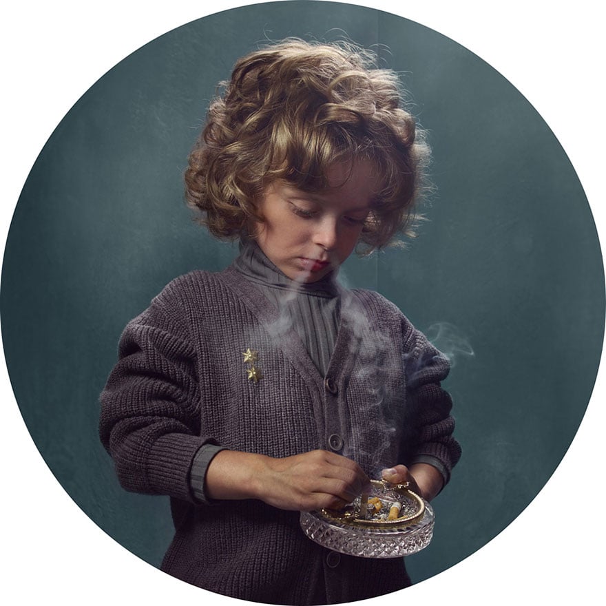 Smoking Kids, la serie di Frieke Janssens | Collater.al