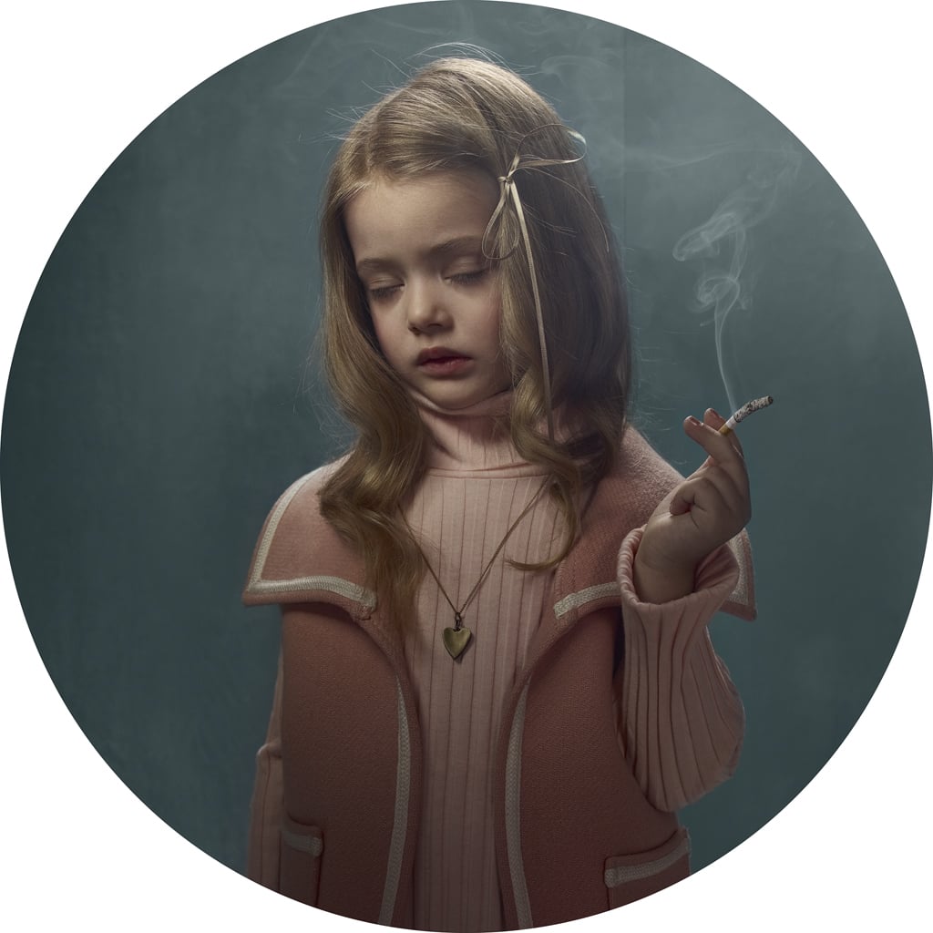 Smoking Kids, la serie di Frieke Janssens | Collater.al