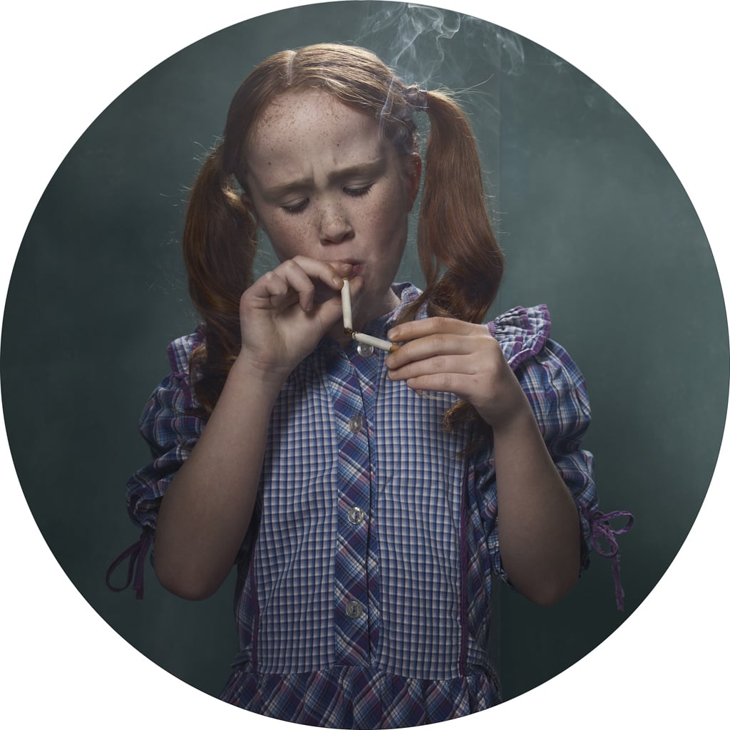 Smoking Kids, la serie di Frieke Janssens | Collater.al