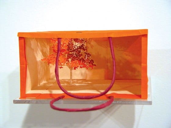 Yuken Teruya - Paper Art - Oggetti di carta trasformati in paessaggi naturali.