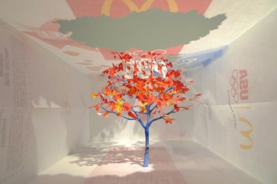 Yuken Teruya - Paper Art - Oggetti di carta trasformati in paessaggi naturali.