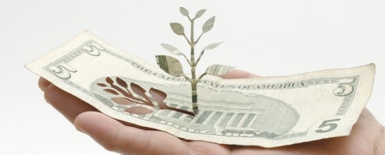 Yuken Teruya - Paper Art - Oggetti di carta trasformati in paessaggi naturali.