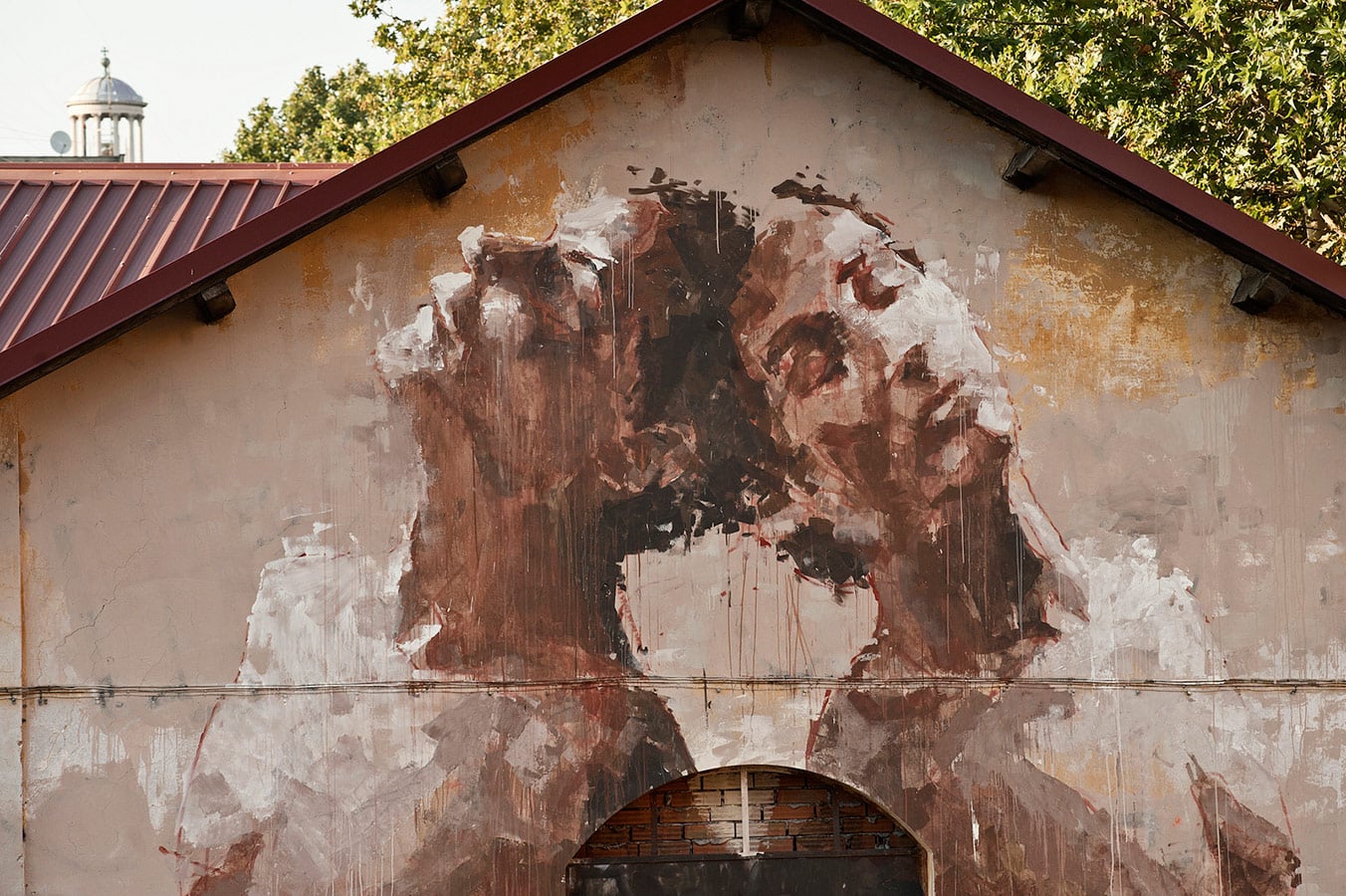 Borondo - Pittore e street artist spagnolo il cui stile mescola pittura e incisione