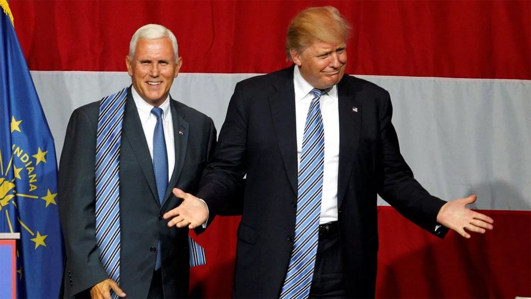 Trump’s Ties, le cravatte lunghe mezzo metro di Donald Trump | Collater.al 8