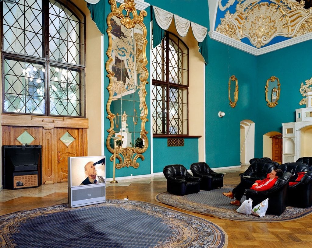 Time in Between, le surreali fiabe russe di Frank Herfort | Collater.al 2