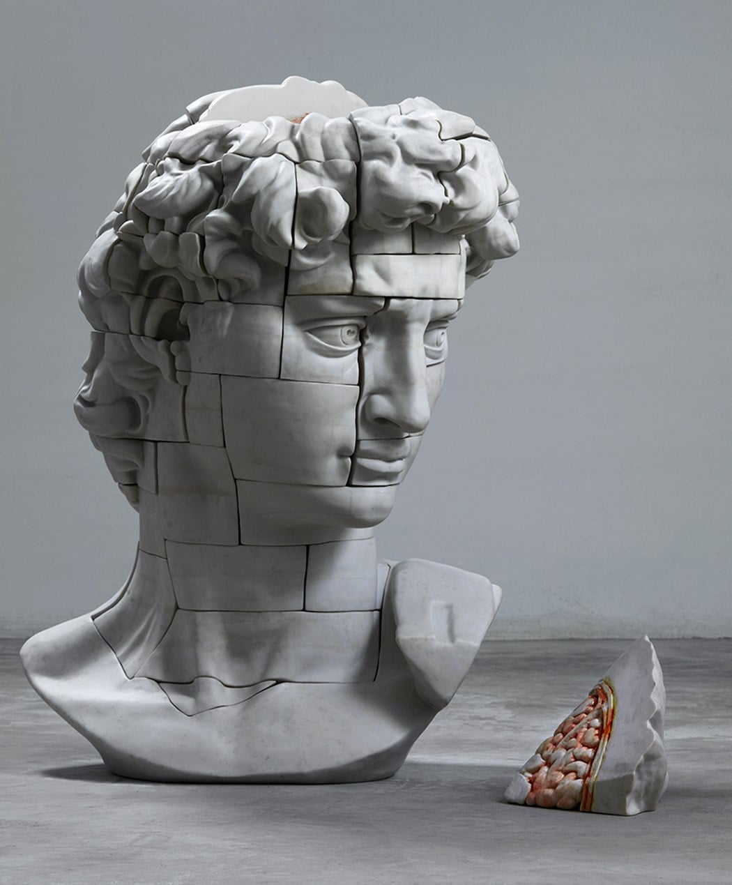 Uno sguardo all’interno dell’arte con le sculture classiche sezionate di Cao Hui | Collater.al