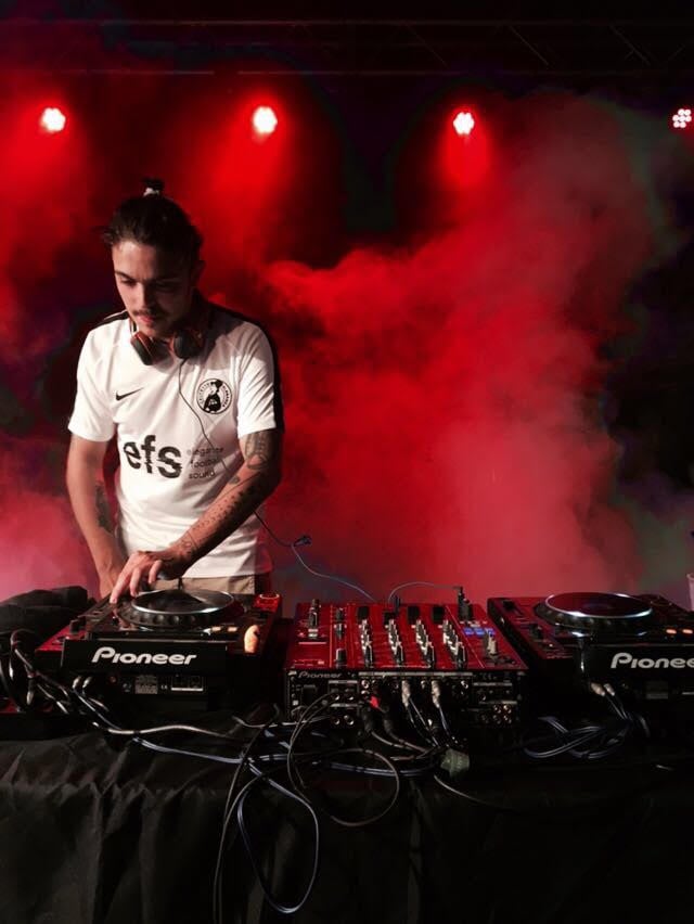 Vinilica Vol. 17 - Eleganza Football Sound | Collater.al 4