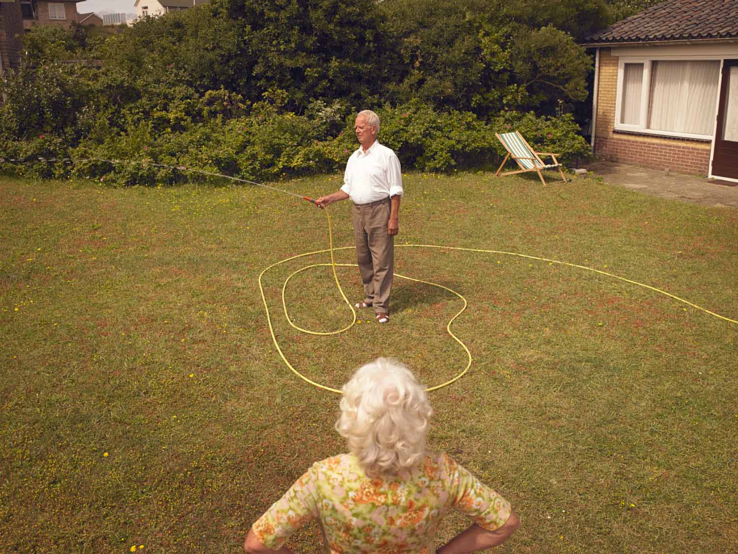 Everlasting, Annabel Oosteweeghel trasforma un bungalow disabitato in una storia anni ’60 | Collater.al 2