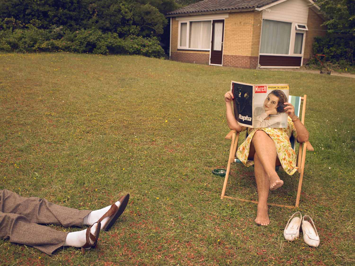 Everlasting, Annabel Oosteweeghel trasforma un bungalow disabitato in una storia anni ’60 | Collater.al 3