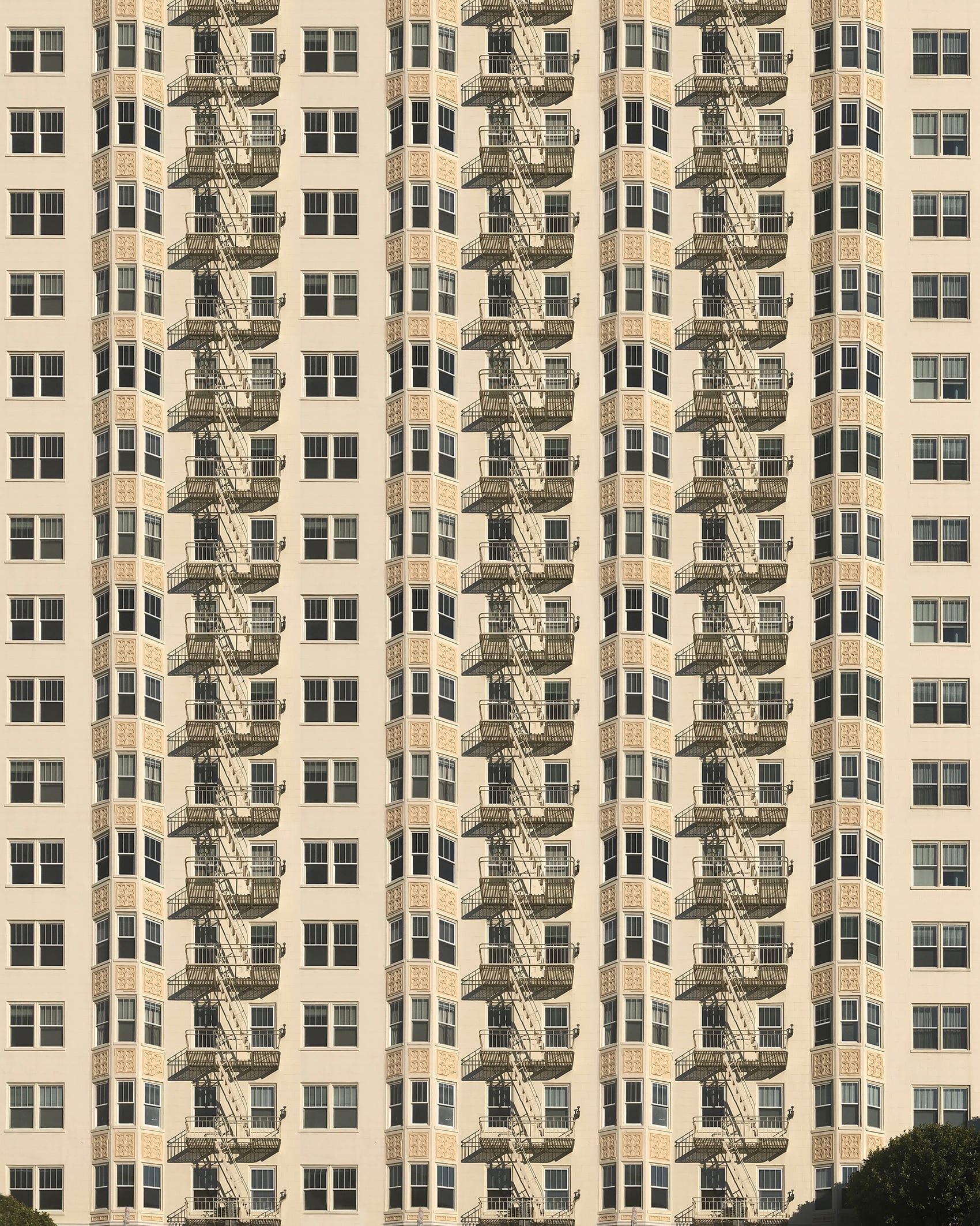 Le folli architetture di Eric Randall Morris | Collater.al 2