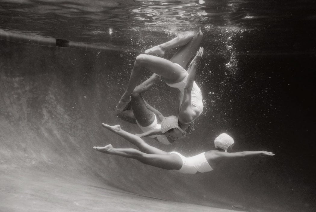 The Swimmers, le nuotatrici sincronizzate di Emma Hartvig | Collater.al 5