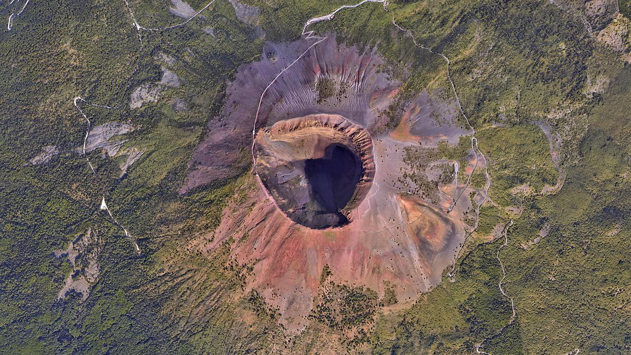 Low Orbit Tourist, immagini satellitari di luoghi mai visti | Collater.al 17