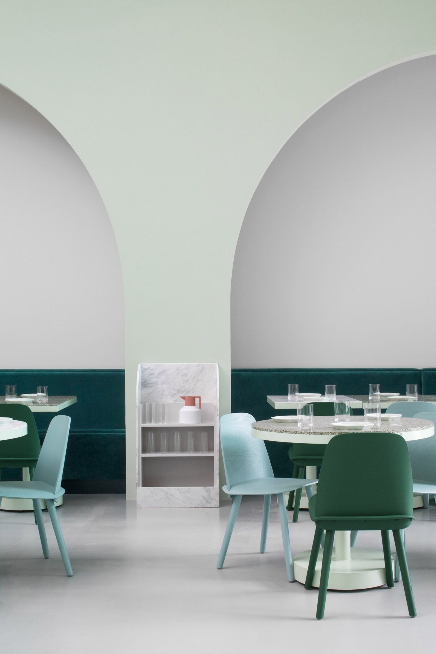 The Cafe Budapest, il locale ispirato ai film di Wes Anderson | Collater.al 15