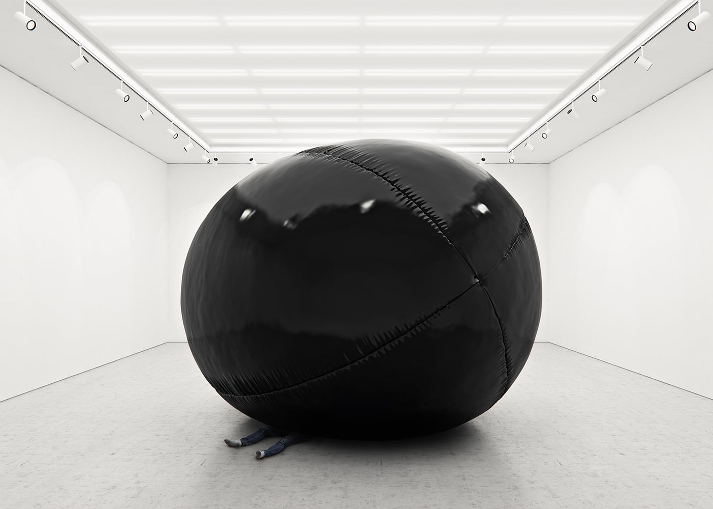 Black Balloons, equilibrio ipnotico delle installazioni di Tadao Cern | Collater.al 6