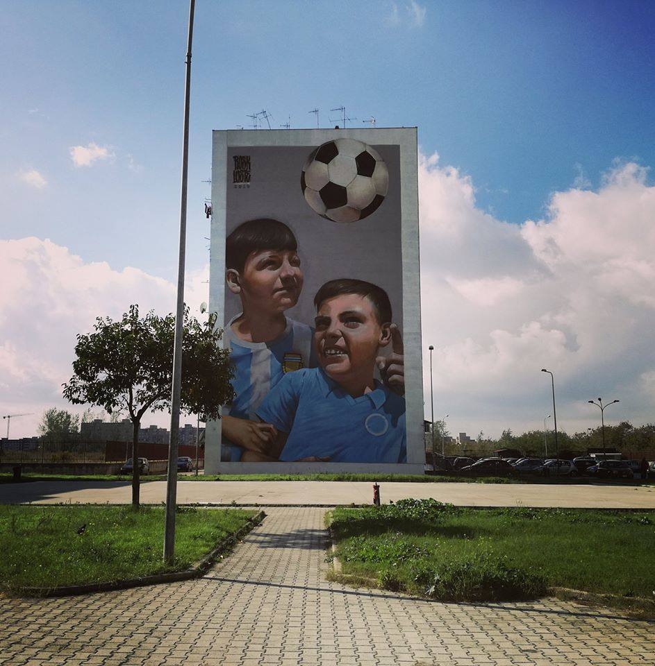 La Street Art colora la periferia di Napoli con il Parco dei Murales | Collater.al Rosk Loste