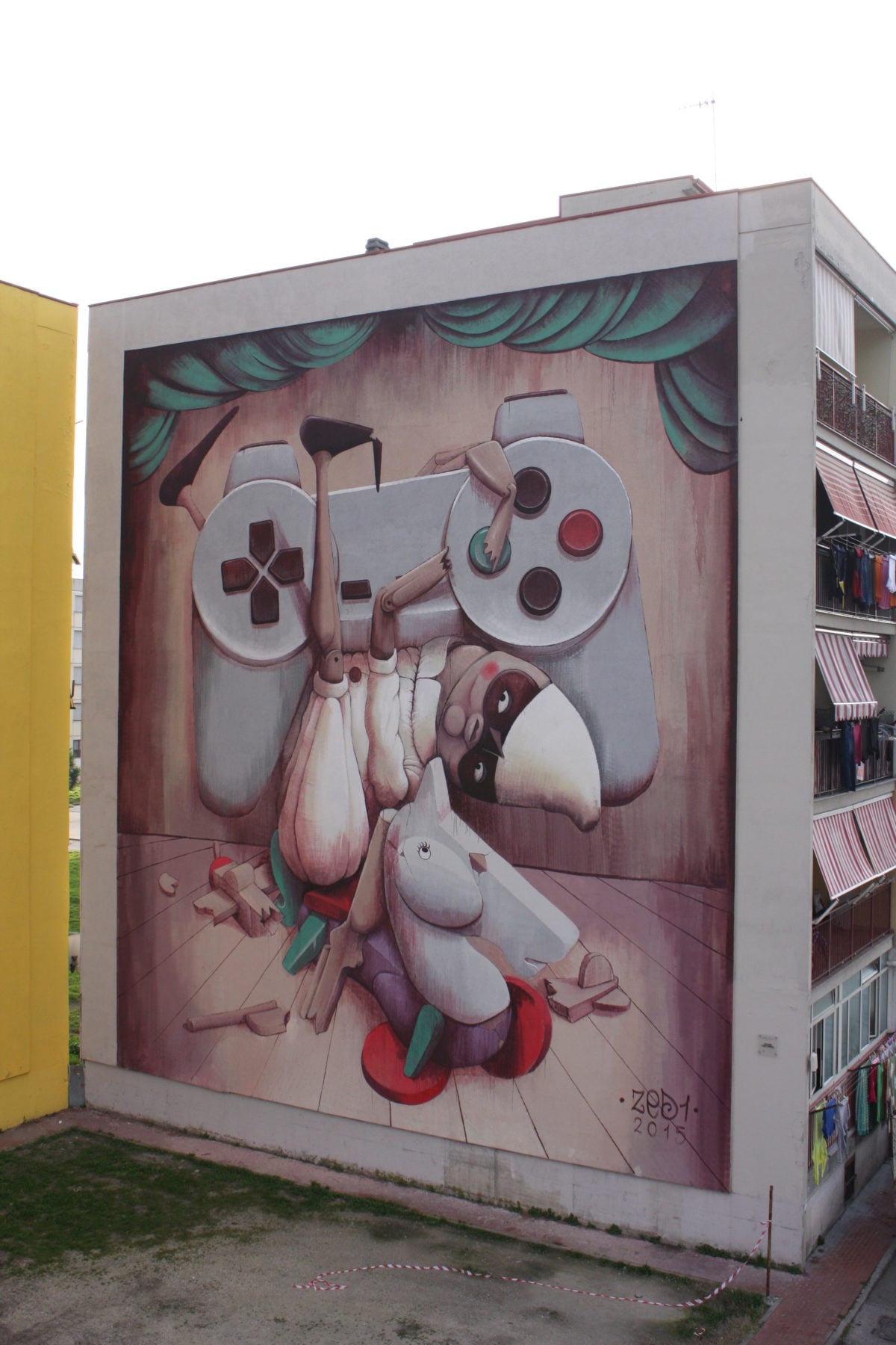 La Street Art colora la periferia di Napoli con il Parco dei Murales | Collater.al Zed1