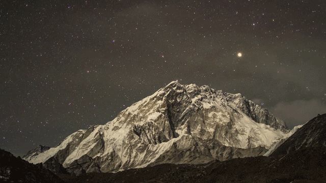Everest A Time Lapse Film II Elia Saikaly | Collater.al 3
