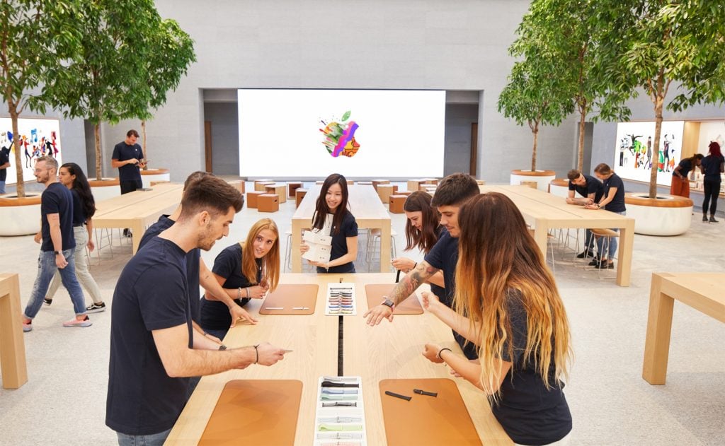 Apple Piazza Liberty | Collater.al