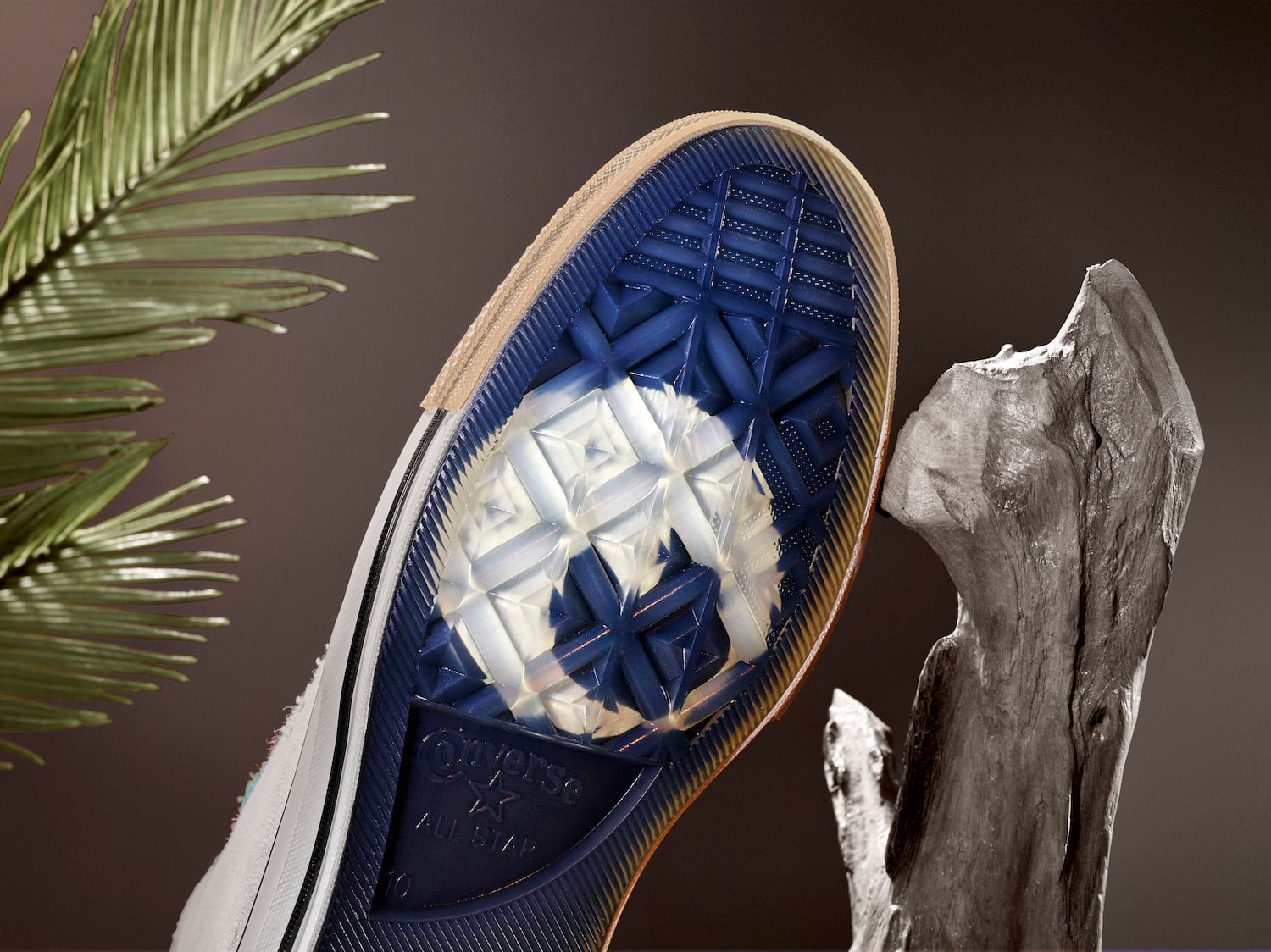 Chuck 70 | Collater.al