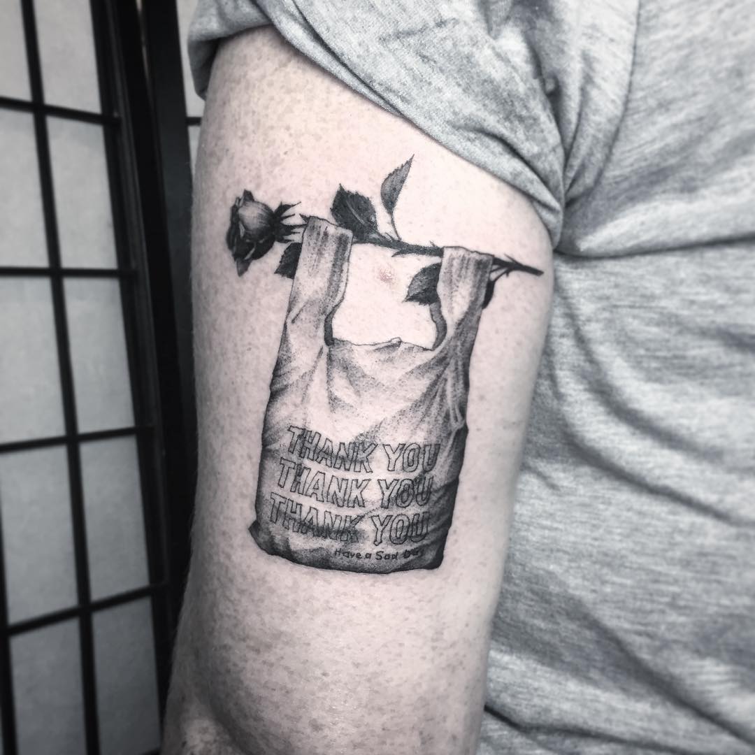 Lena Lu realizza dei poetici tatuaggi monocromatici | Collater.al 2
