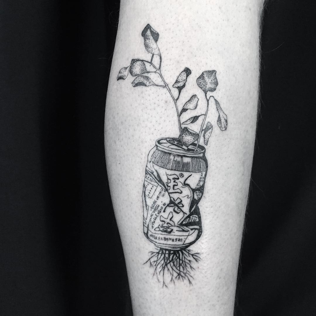 Lena Lu realizza dei poetici tatuaggi monocromatici | Collater.al 4