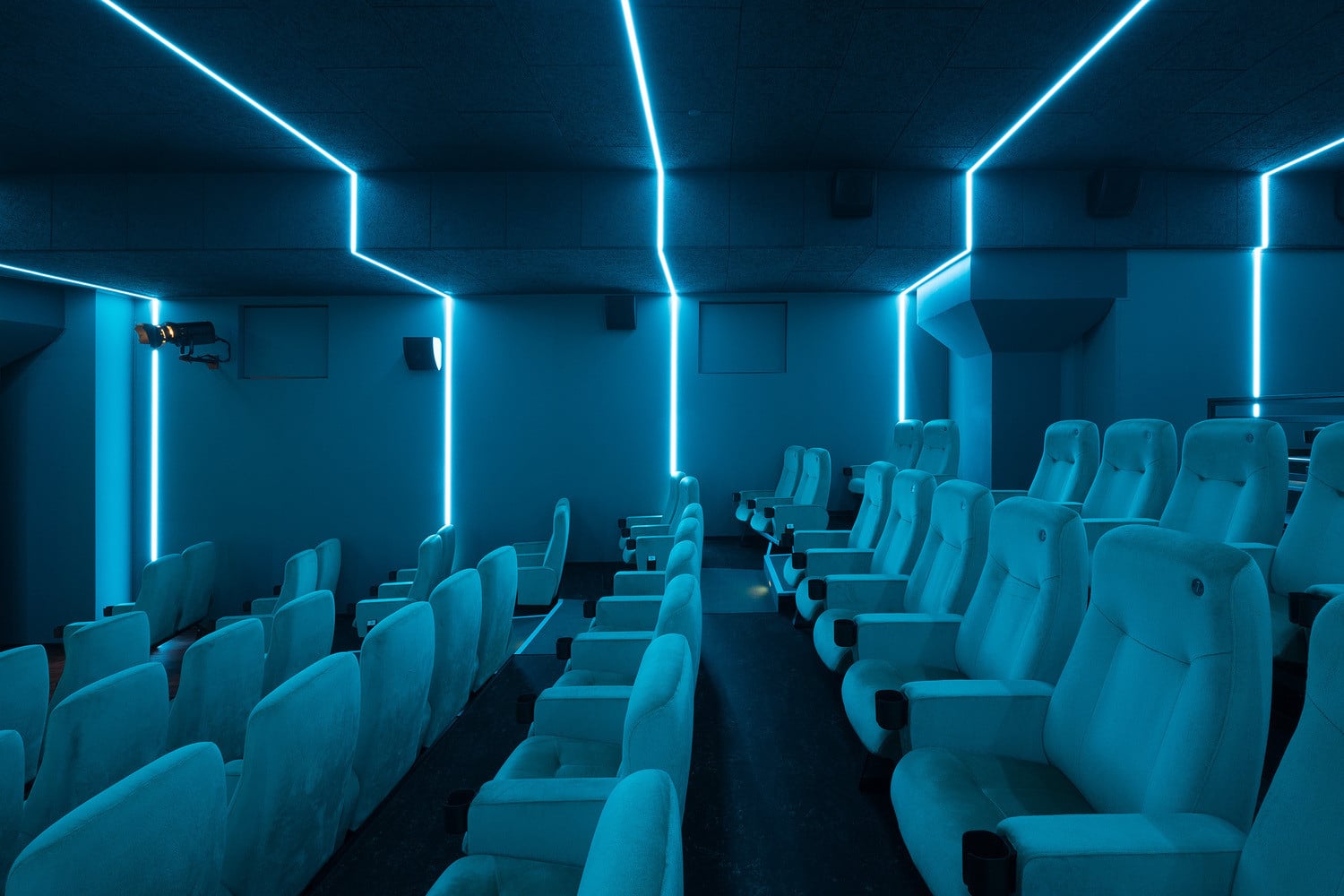 Questo cinema di Berlino è una vera opera d'arte | Collater.al 10