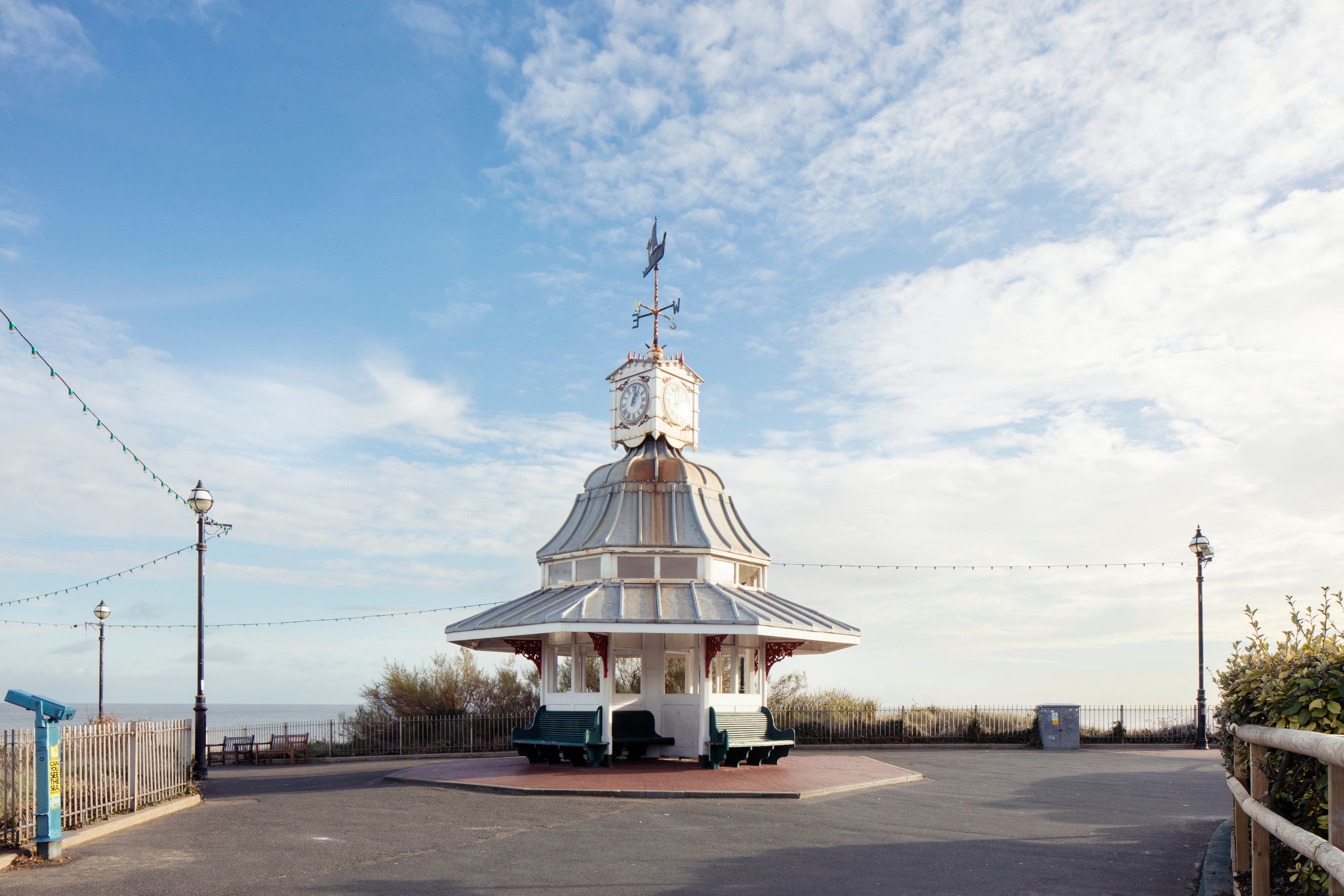 Seaside Shelters | Collater.al