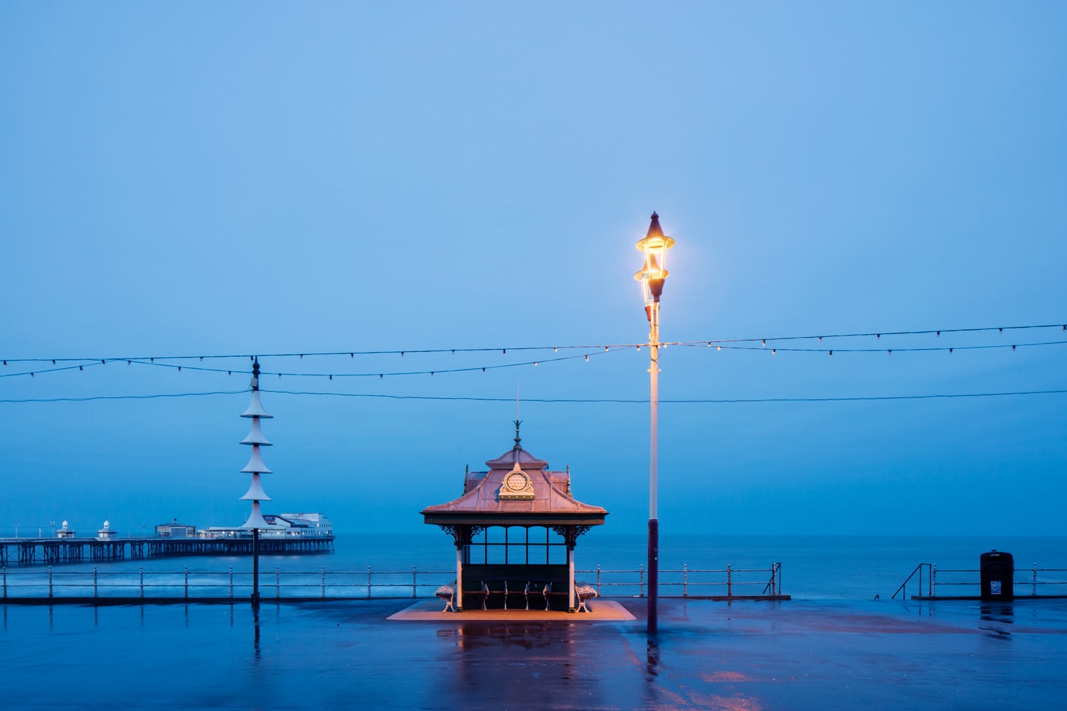 Seaside Shelters | Collater.al