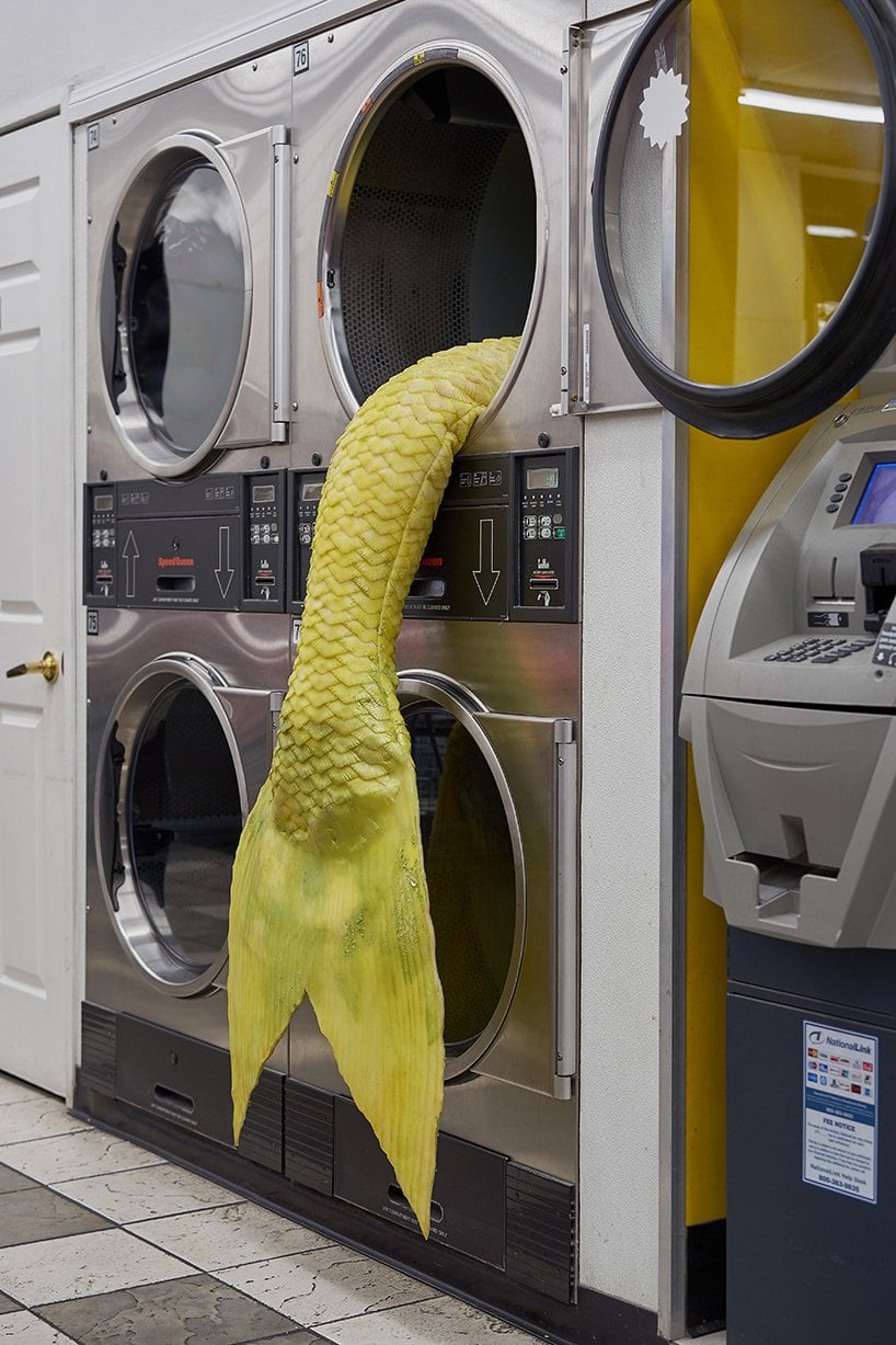 Le sirene invadono Los Angeles, guarda le foto virali | Collater.al