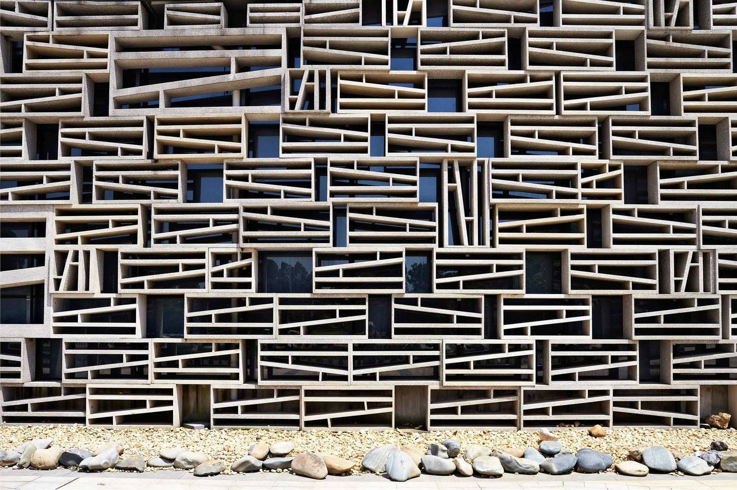 Liuzhou Suiseki Hall | Collater.al
