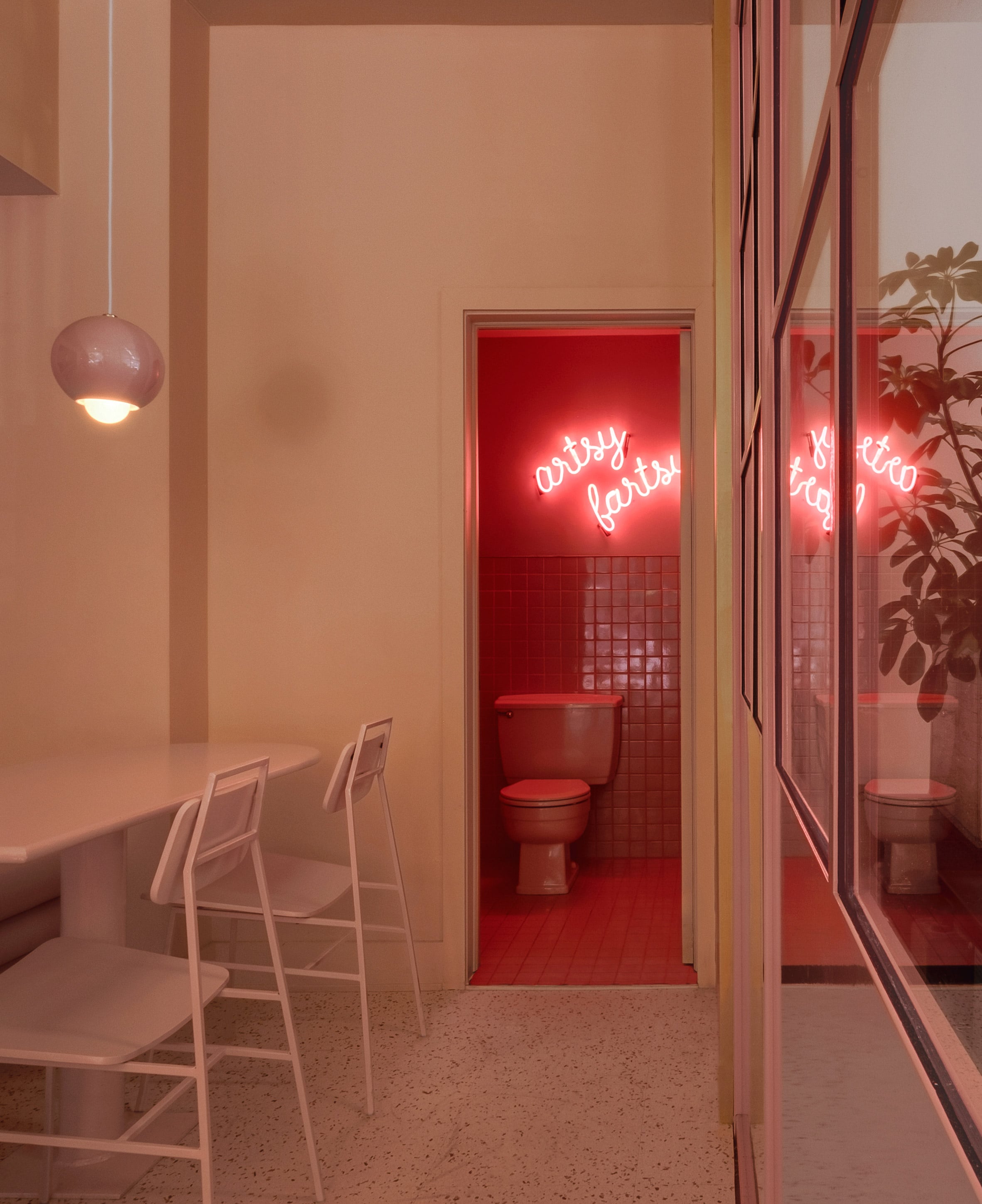 Il Pastel Rita Cafe di Appareil Architecture è un trionfo di colori | Collater.al