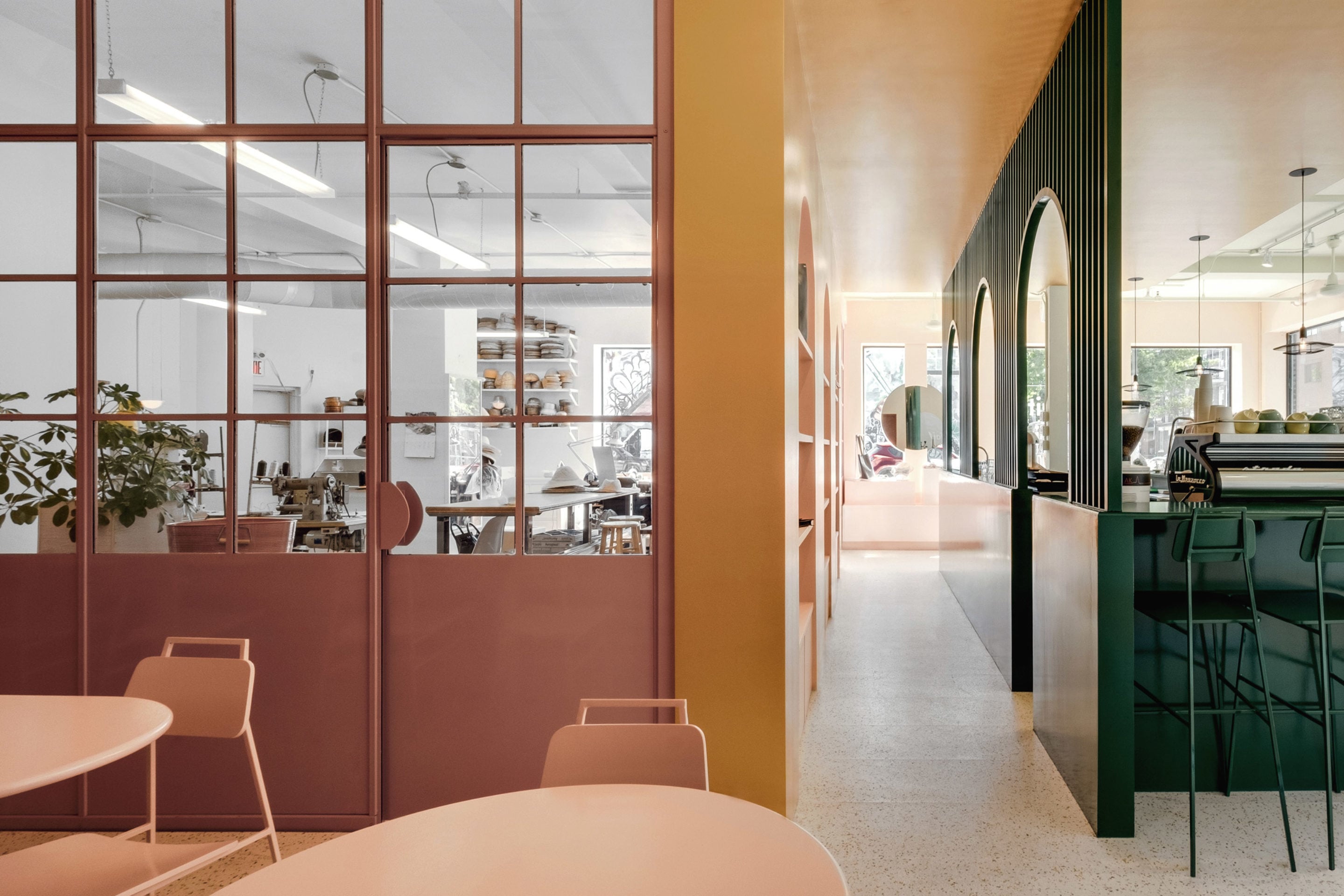 Il Pastel Rita Cafe di Appareil Architecture è un trionfo di colori | Collater.al