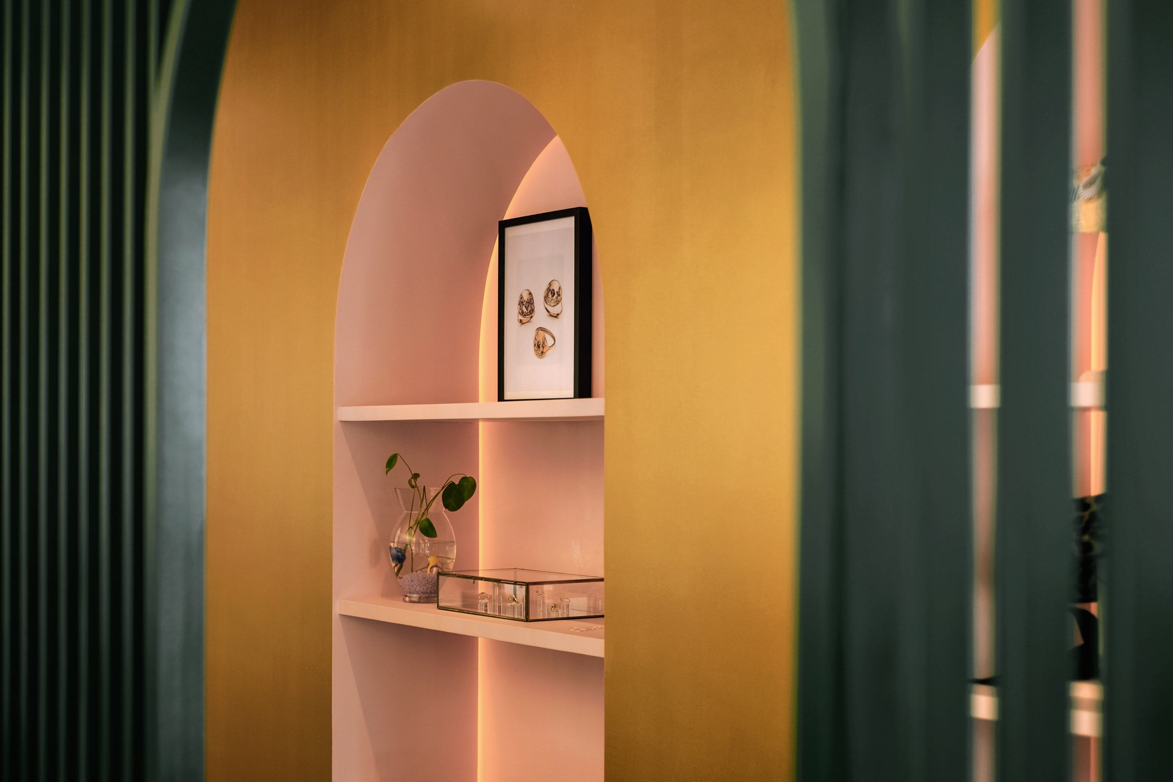 Il Pastel Rita Cafe di Appareil Architecture è un trionfo di colori | Collater.al