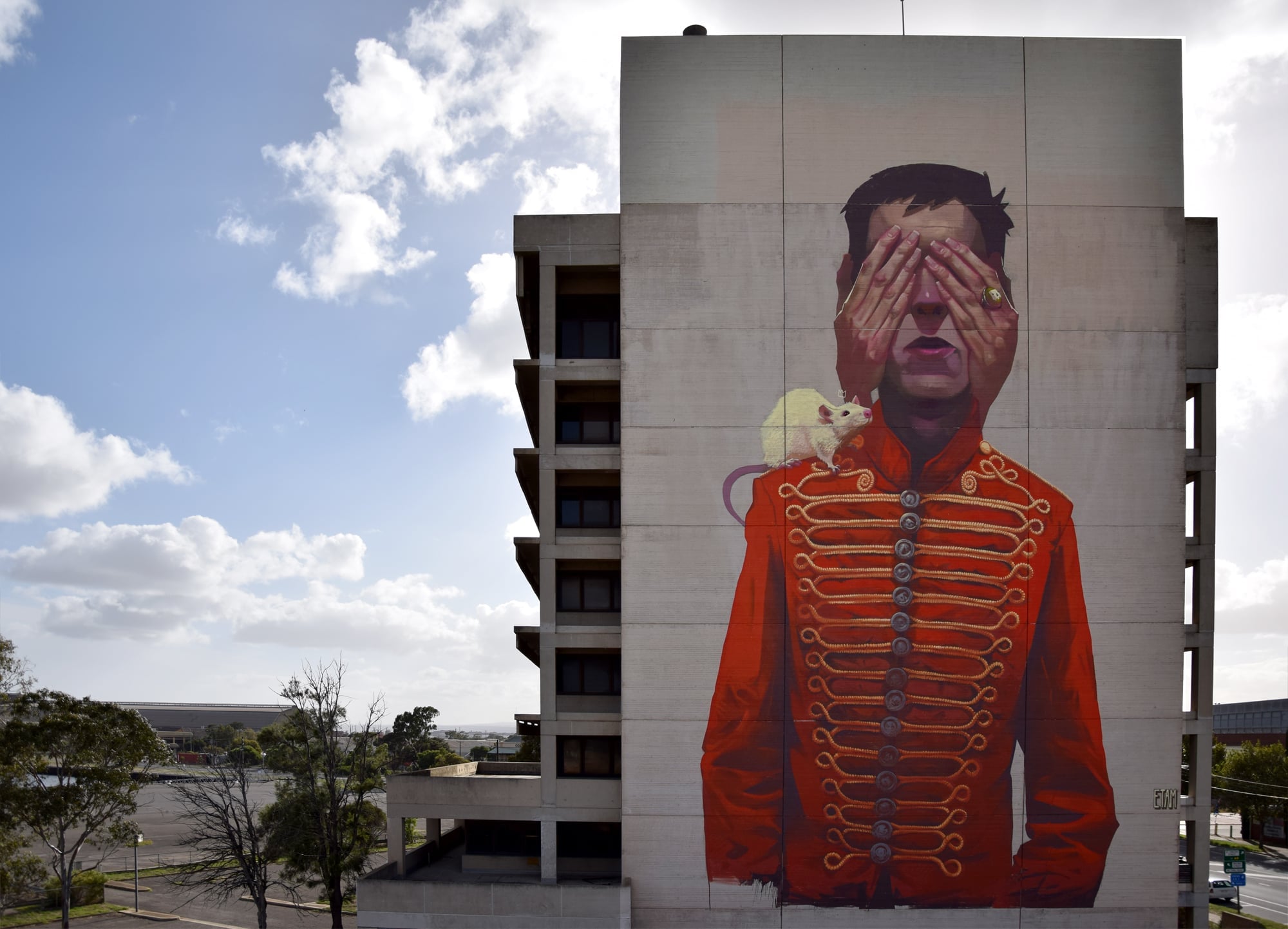 La street art di Sainer, la città diventa un museo a cielo aperto | Collater.al