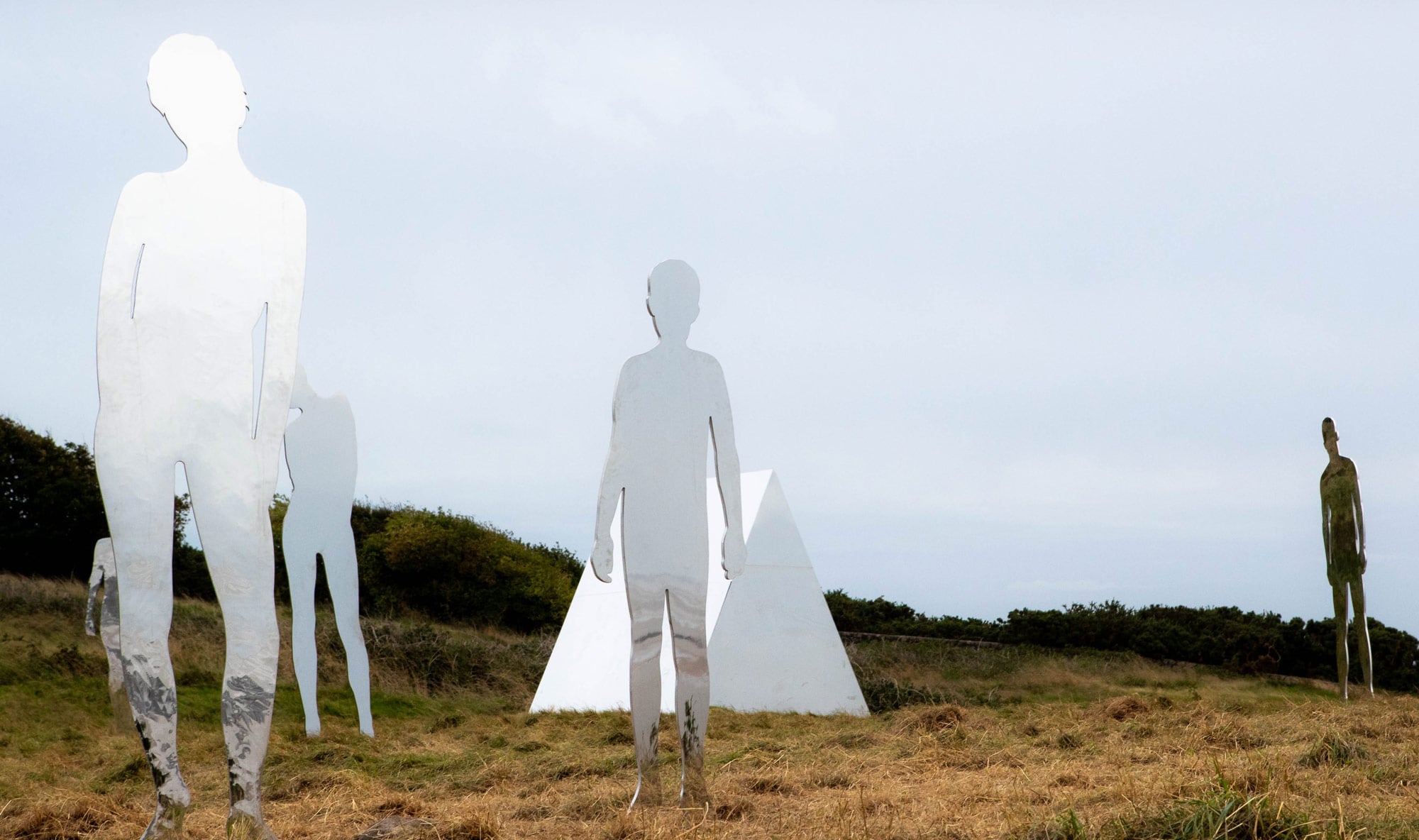 L'installazione fatta di specchi di Rob Mulholland | Collater.al