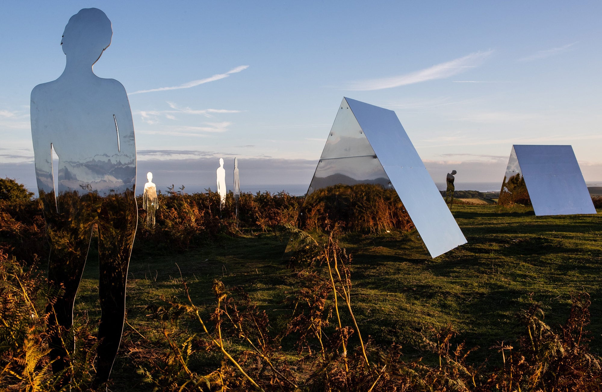 L'installazione fatta di specchi di Rob Mulholland | Collater.al