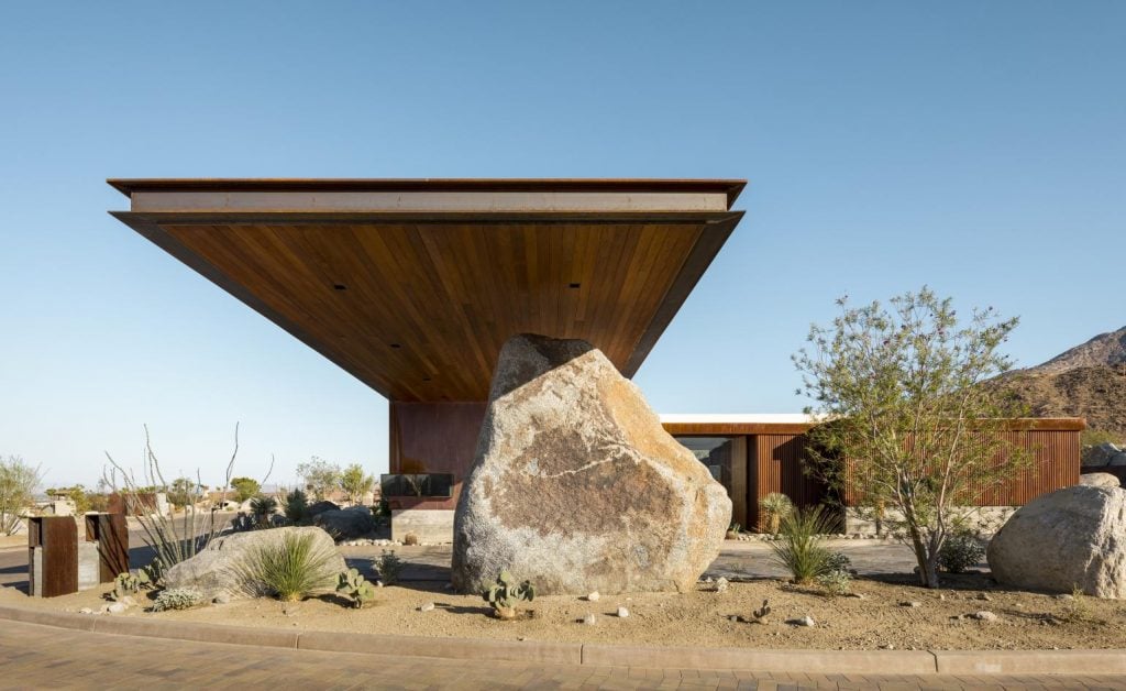 Desert Palisades Guardhouse | Collater.al