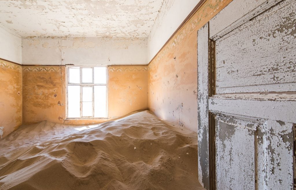 sand of time romani veillon | Collater.al