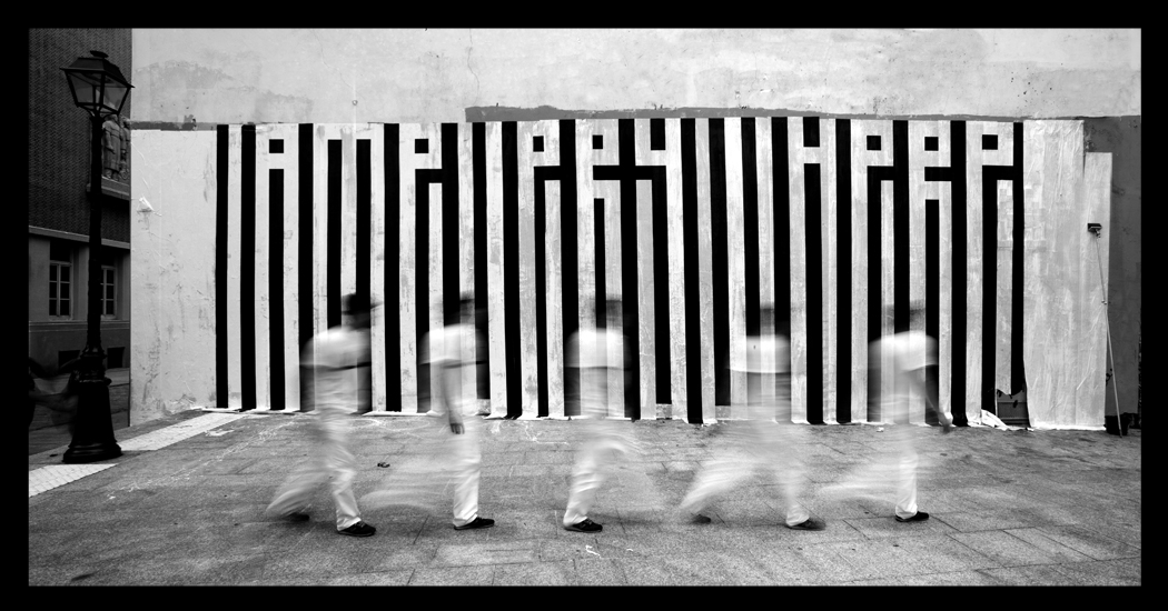 La street art calligrafica e geometrica di L'Atlas