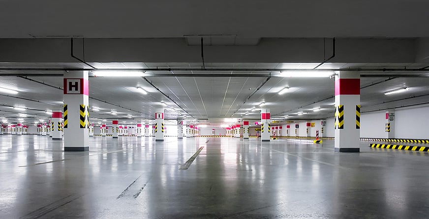 Branislav Kropilak - Fotografo slovacco d'architettura, garages, depositi e cartelloni pubblicitari