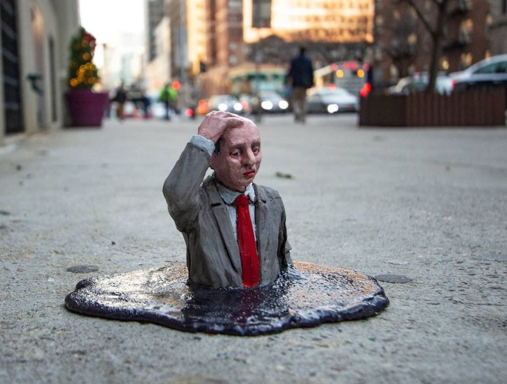 isaac-cordal-cement-eclipses