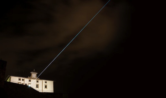 Felice Limosani - Luci ed Ombre e Il Sole sui Tetti - video mapping on site e light installation on air Felice Limosani - Luci ed Ombre e Il Sole sui Tetti - video mapping on site e light installation on air