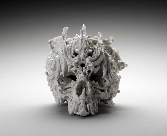 Katsuyo Aoki. Predictive Dream: serie di teschi in ceramica.