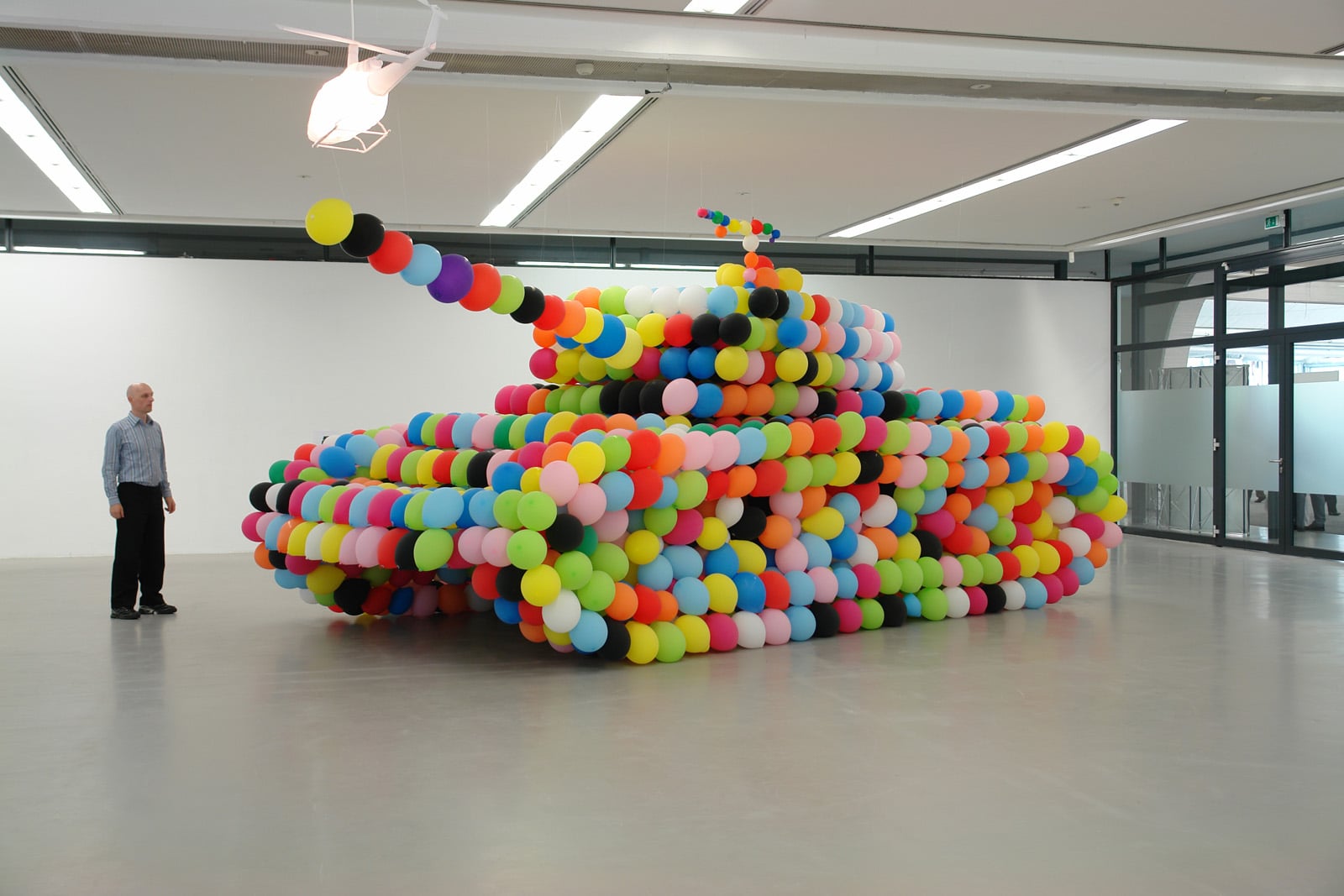 Le Balloon Sculpture di Hans Hemmert | Collater.al