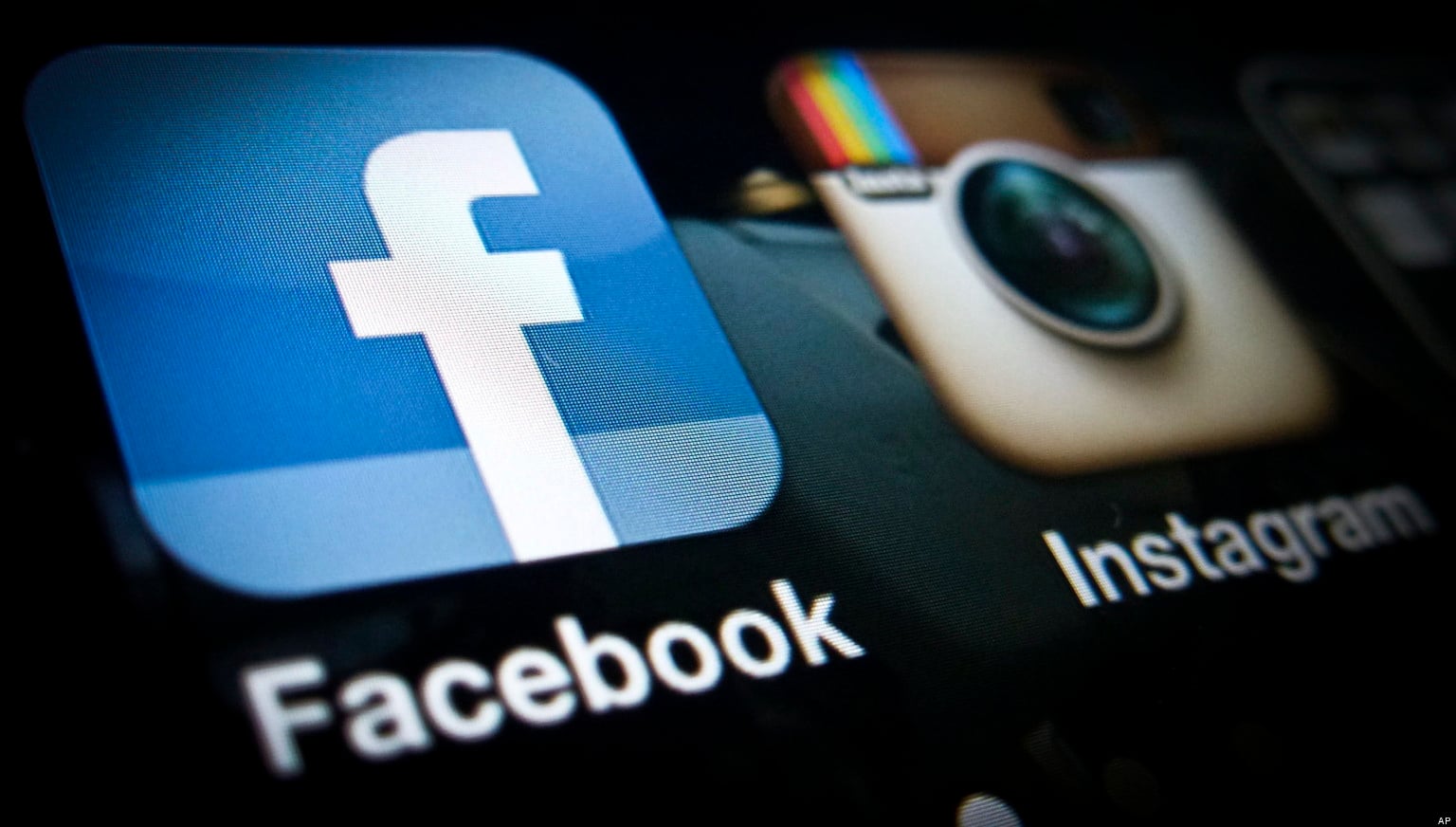 Facebook compra Instagram