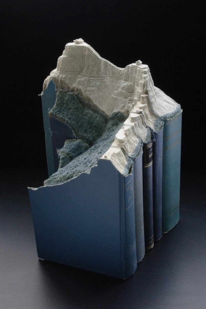 Book Sculptures, i libri trasformati in paesaggi da Guy Laramée | Collater.al